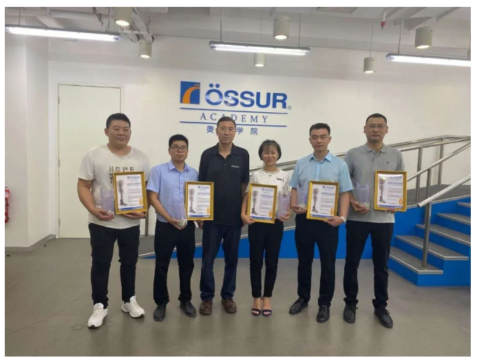 德誠義肢榮獲“小腿TSB與優(yōu)易迪接受腔黃金裝配資格認(rèn)證”